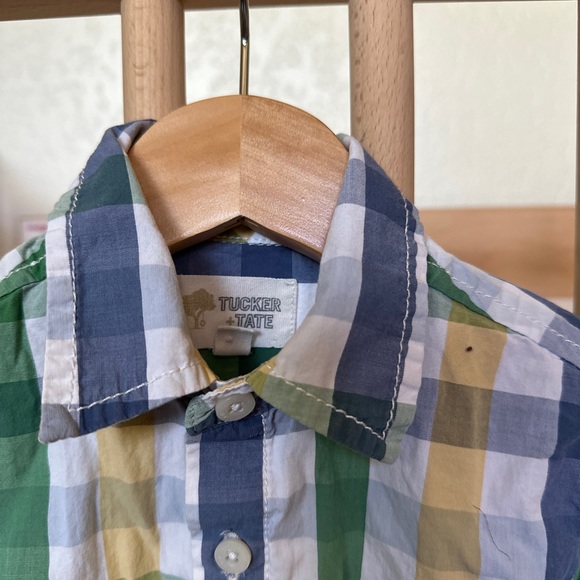 Tucker + Tate Button Down - Picture 2 of 3